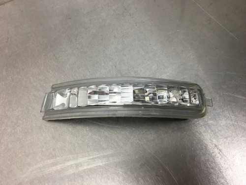 Nissan Right Passenger Mirror Turn Signal Light Lens Factory OEM 26442-ZX50C