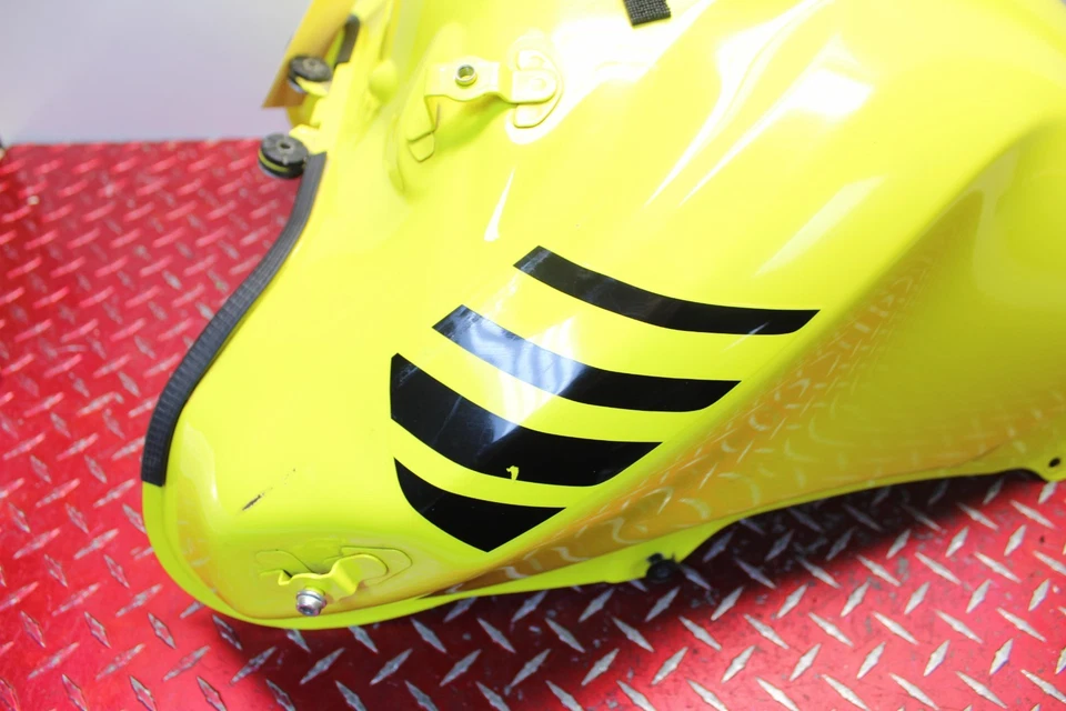 Suzuki V Strom 650 DL650 2018 OEM tanque de combustible de gasolina sin óxido sin abolladuras muy limpio vs1 Foto 3 de 4