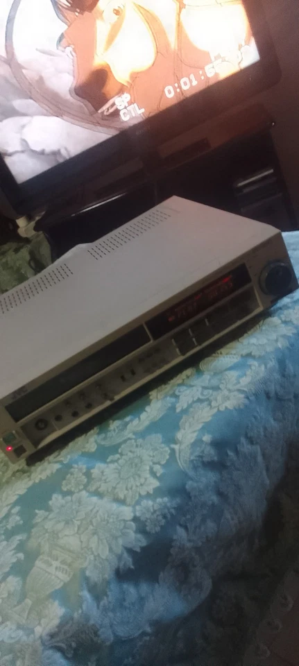 Videoregistratore JVC SR-S368E Videorecorder Professional S-vhs Super-vhs  - Immagine 2 di 4