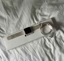 Apple Watch SE 40mm Starlight Aluminium