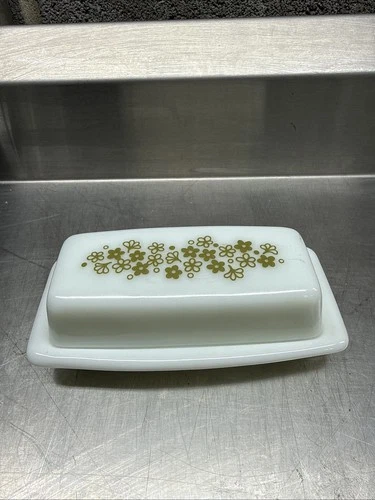 Vintage Pyrex Spring Blossom Crazy Daisy Butter Dish with Lid
