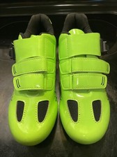 Sieccy Men Highlight Neon Green Bike Shoes New With Box size 38 or 7.5 US Nice