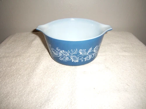 Vintage 1983 PYREX "Colonial Mist Cinderella Casserole Dish" Blue (1.0 Liter)