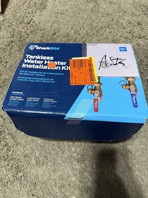 SharkBite 3/4'' Tankless Water Heater Valves Installation Kit, Model 25374 ASIS