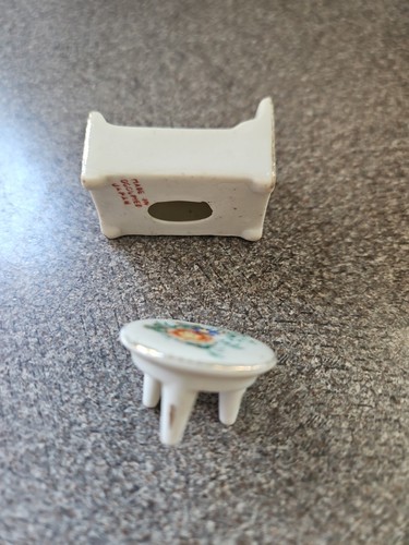 Vintage Dollhouse Miniature Porcelain Bed & Table Floral Marked Occupied Japan - Picture 5 of 9