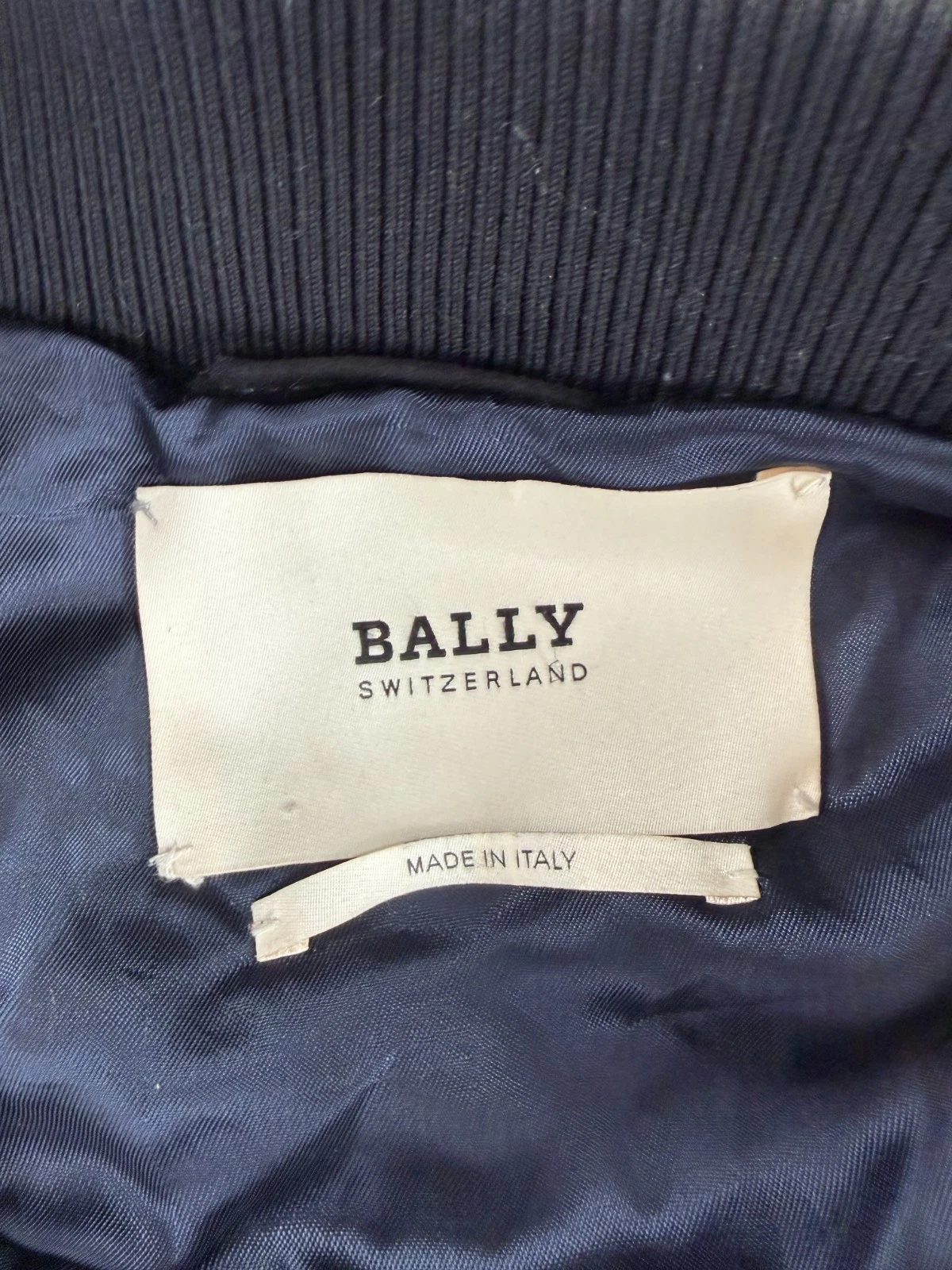 Bally Men's Navy Goat Suede Bomber Jacket IT 50 US 40 Made in Italy AS IS - product detail image 10