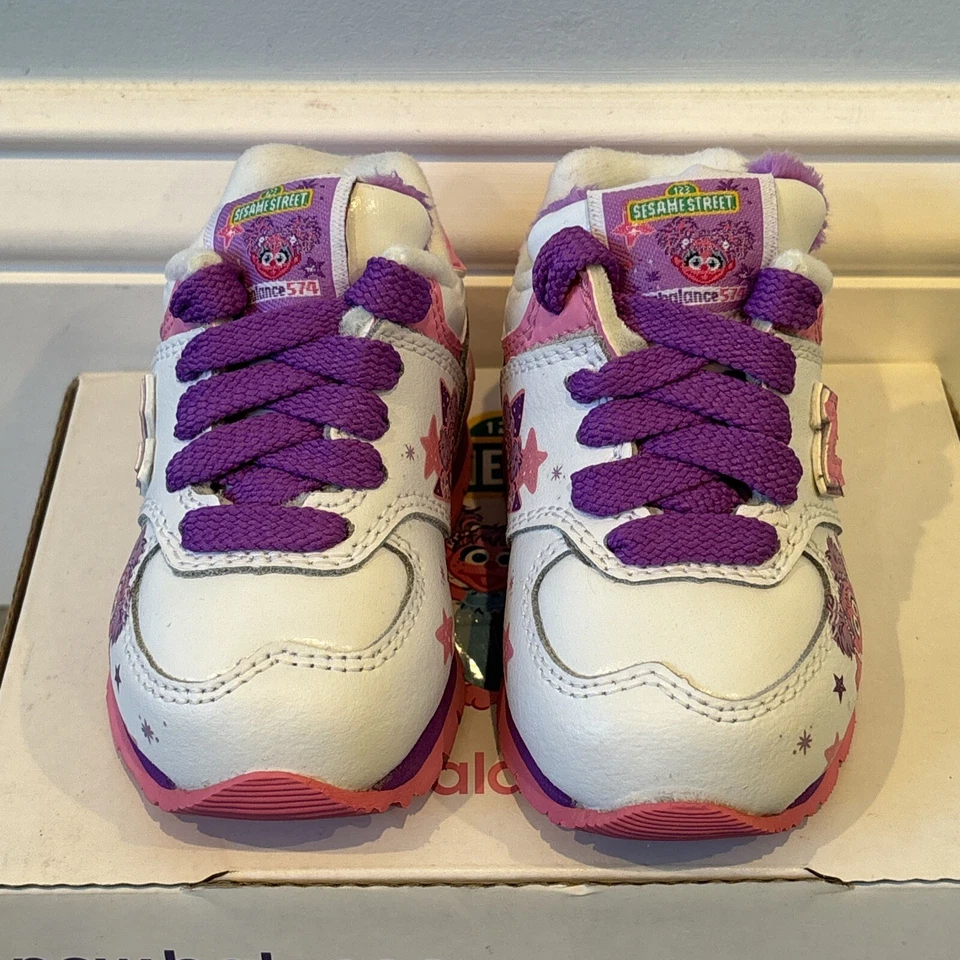 New Balance 574 Abby Cadabby talla 3 TODDLER X SESAME STREET RARO DS BLANCO ROSA Foto 2 de 4