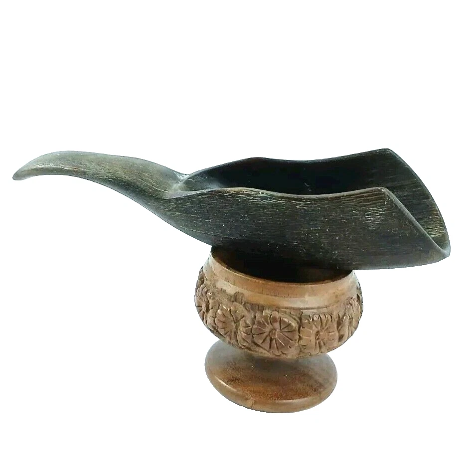 19th Century Mountain Goat Carved Horn Spoon Scoop 5.5 inches - Image 3 of 4
