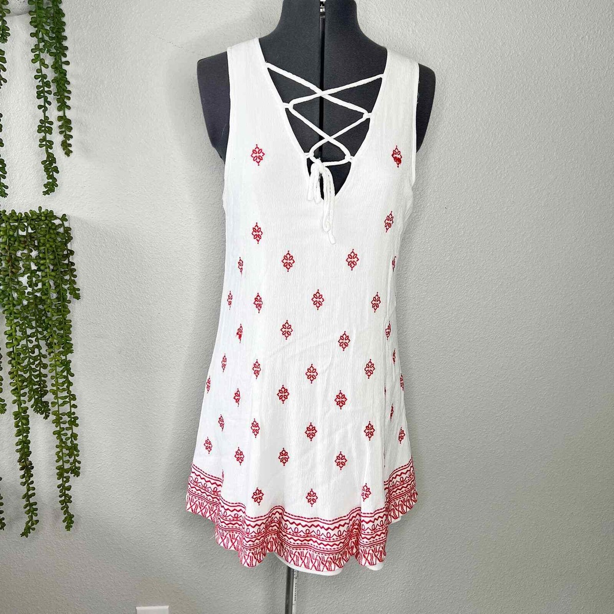 en creme embroidered dress Emile Et Ida Embroidered Dress (AD074) - Creme main image 0