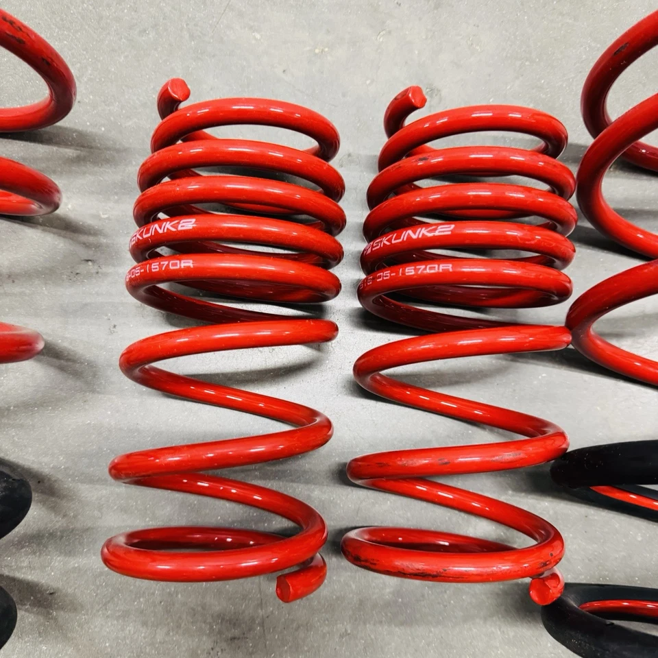 Muelles reductores Skunk2 Racing 519-05-1570 2,25"-2,00" para Honda Civic 01-05 Foto 2 de 4