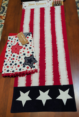 ENVOGUE PATRIOTIC Stars & Stripes TABLE RUNNER & SET OF 3 KITCHEN TOWELS NEW
