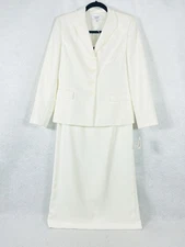 Le Suit 2PC Skirt Suit Women’s Petite 6P Ivory Blazer Buttons Long Sleeves New