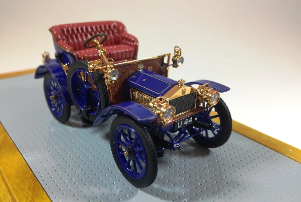 21 Fascinating Facts You Didnt Know About RollsRoyce  Robb Report