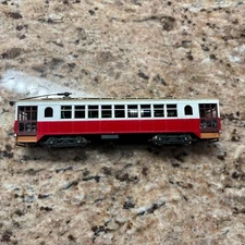 The Car Works BRASS INTERURBAN TROLLEY CURVESIDER HO *CUSTOM-PAINT *