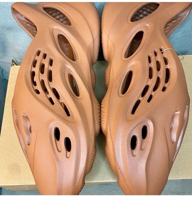 Adidas Yeezy Foam RNNR Runner Clay Red Flax Shoes Sandals  display picture 1