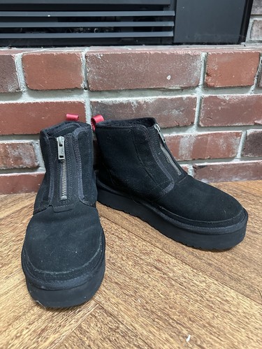 UGG Neumel Chukka Women's Suede Ankle Boots, Size 9, Black