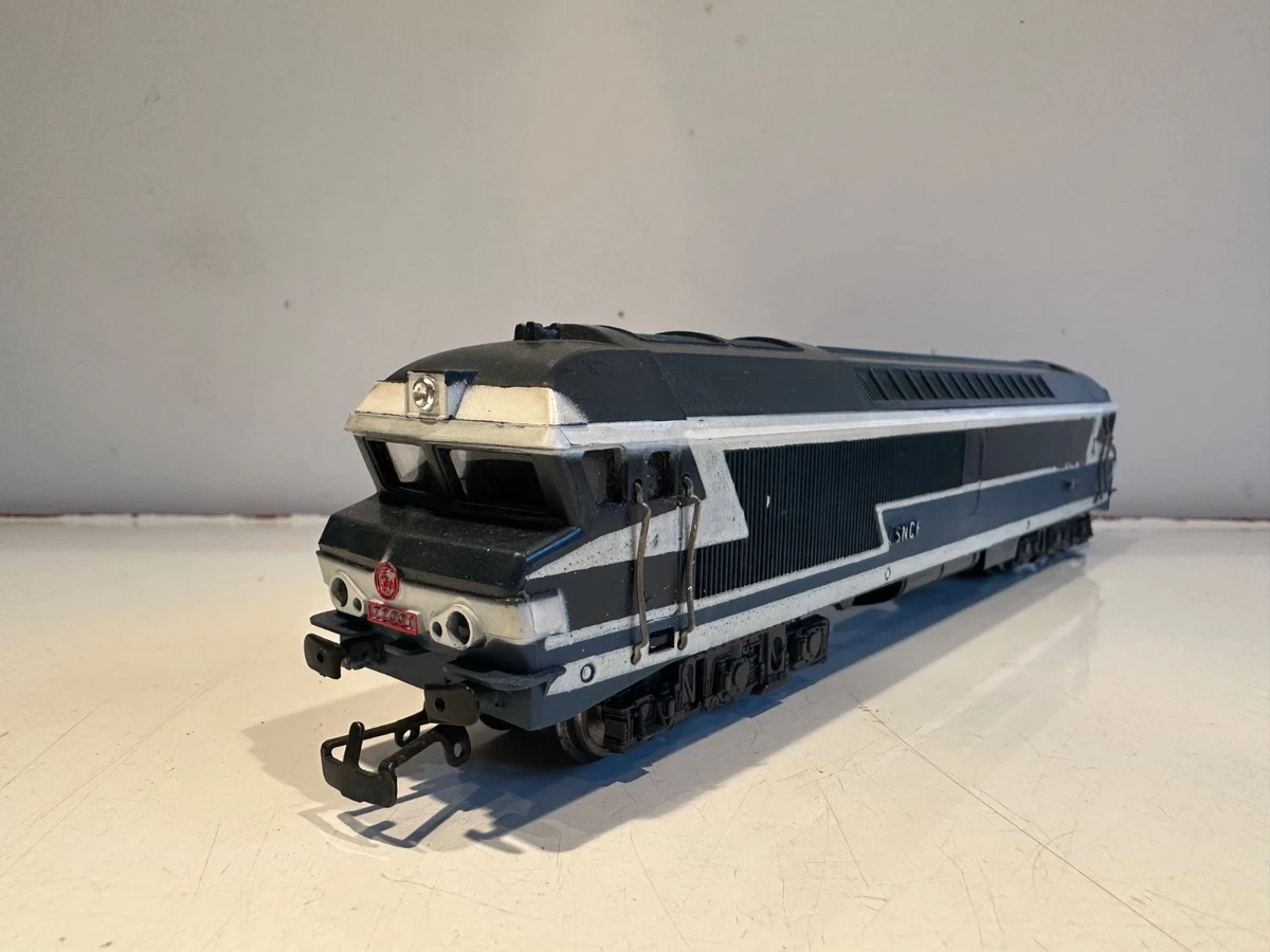 JOUEF H0 LOCOMOTIVE diesel SNCF réf. 72001 EUR 40,00 - FR