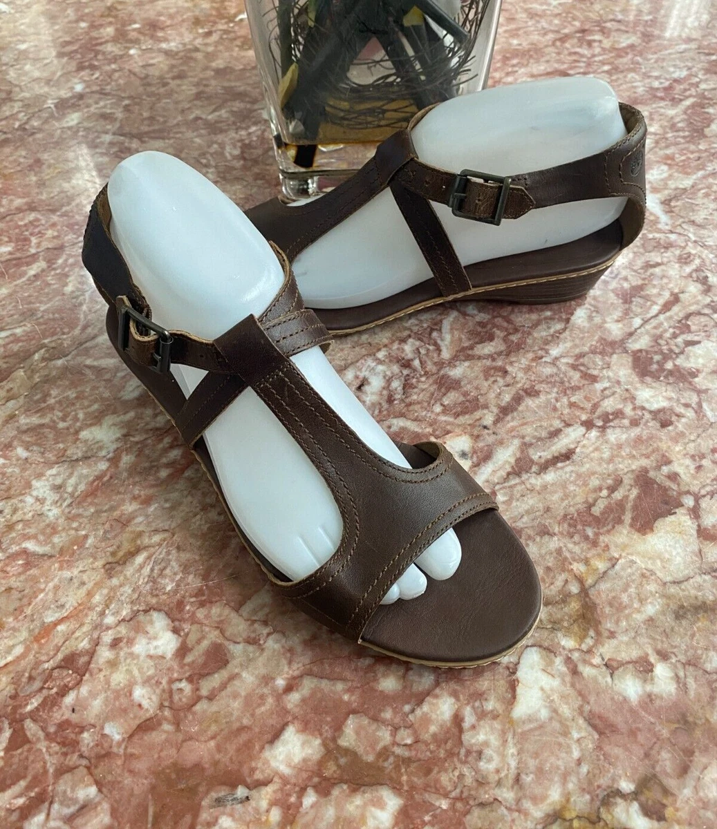 Earthkeepers sandals deals