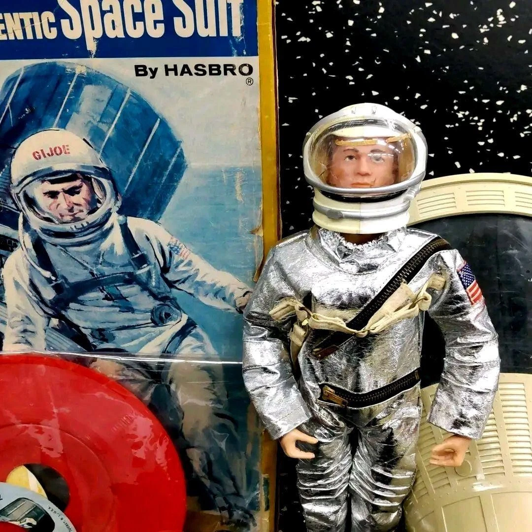 Vintage Hasbro G.I. Joe Astronaut 1966 SPACE SUIT Made in Japan Figure Showa