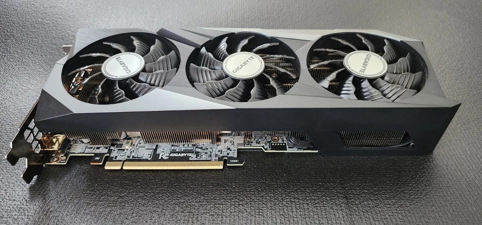 GIGABYTE GeForce RTX 3070 GAMING OC 8GB Graphics Card ☆ w/Original Box Fast ship - Image 2 of 4