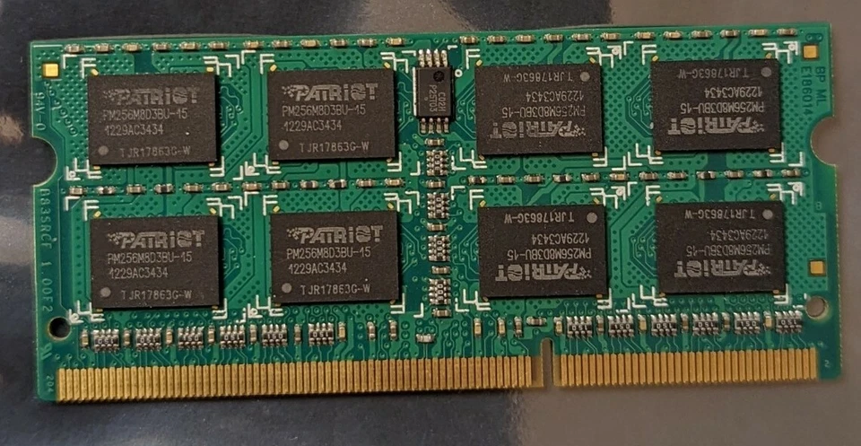 Patriot Memory PSD34G13332 4GB DDR3 SDRAM PC3 10600 CL9 Pre-owned - Image 2 of 2