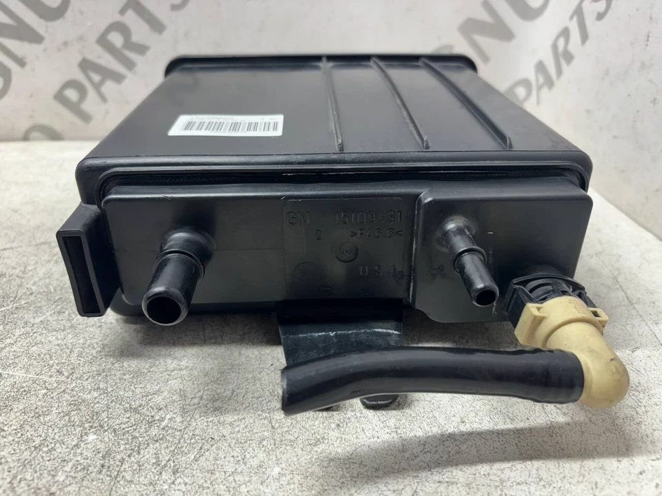 GM (2015 Cadillac Escalade) 2004-2017 bote de vapor OEM GM 15109431 Foto 2 de 3