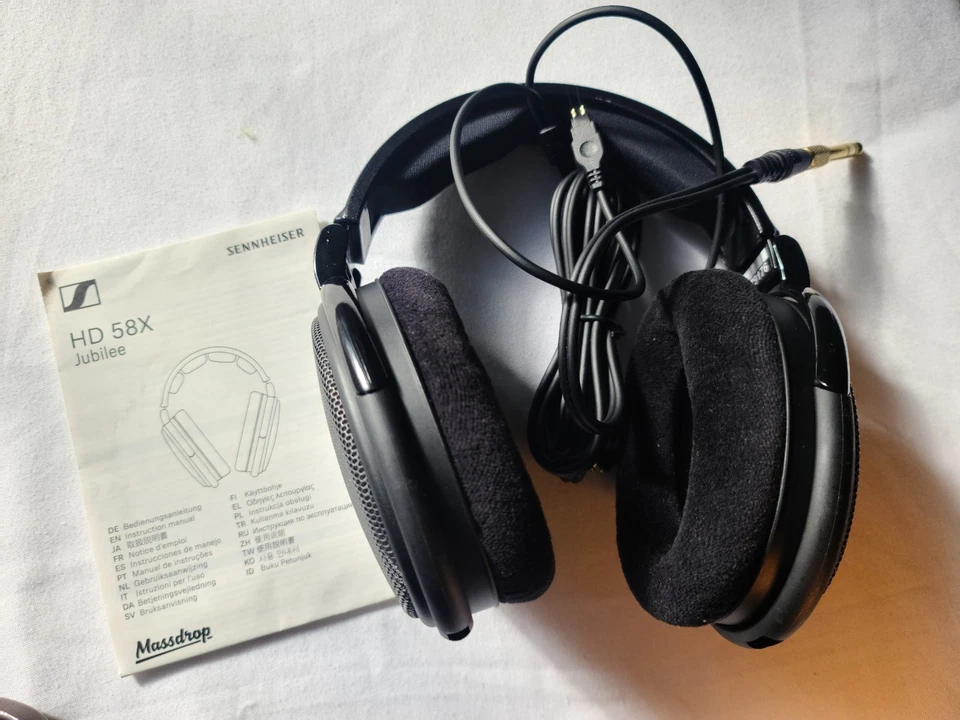 MASSDROP + SENNHEISER HD 58X JUBILEE HEADPHONES ORIGINAL BOX AND ACCESSORIES - Image 3 of 4