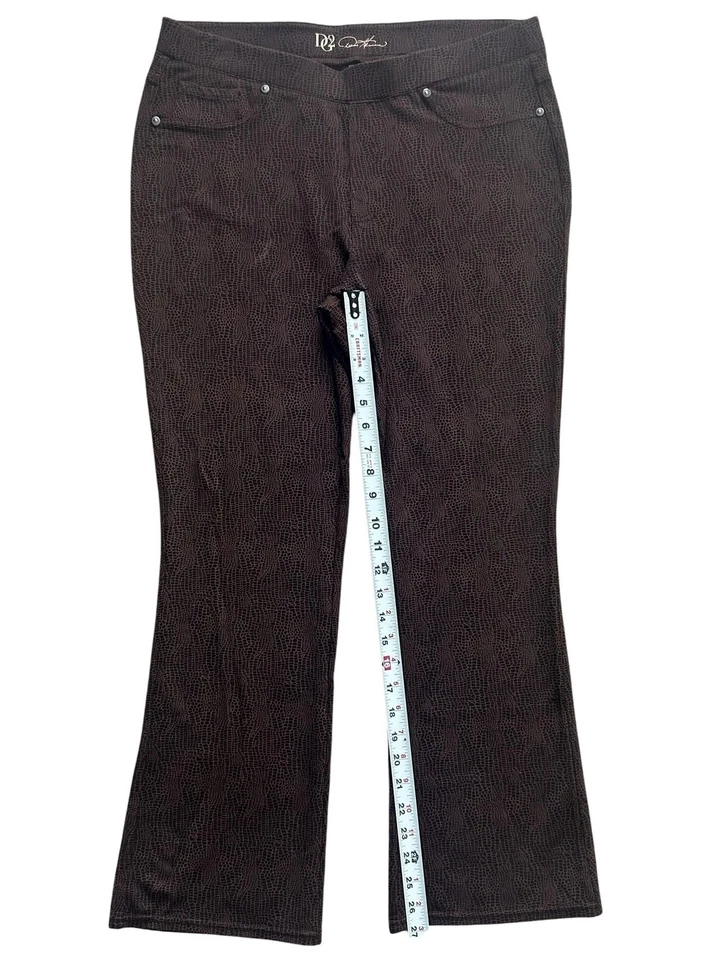 DG2 Diane Gilman Pants Womens PL Brown Pull On Stretch Bootcut Reptile Snakeskin - Image 3 of 4