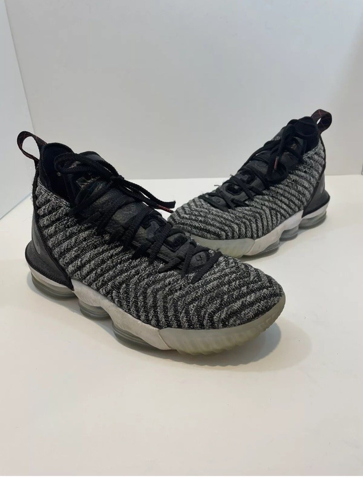 lebron 18 oreo