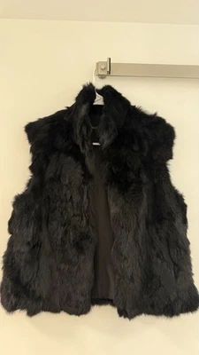 Women’s Real Fur Rabbit Vest - Image 1 of 4