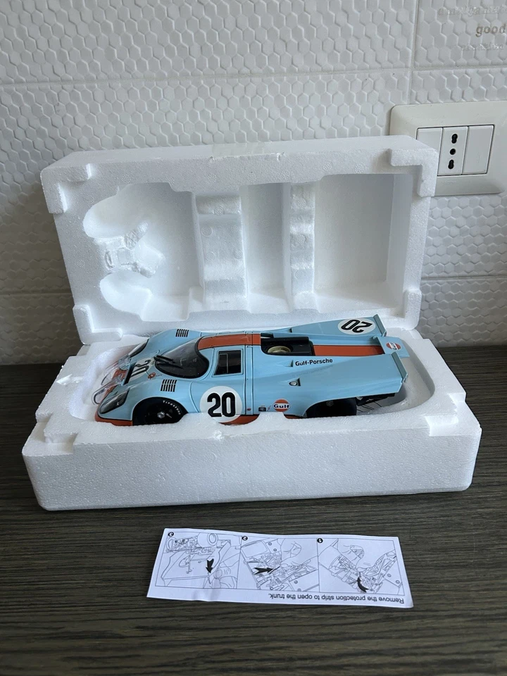 Steve McQueen Porsche 917k 24 H Le Mans 1970 Movie Auto Art 1/18 917 K 1st Vers. - Immagine 4 di 4