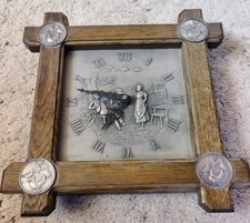Zinn Wand Uhr mit Tauben Motiv und Eichenholz