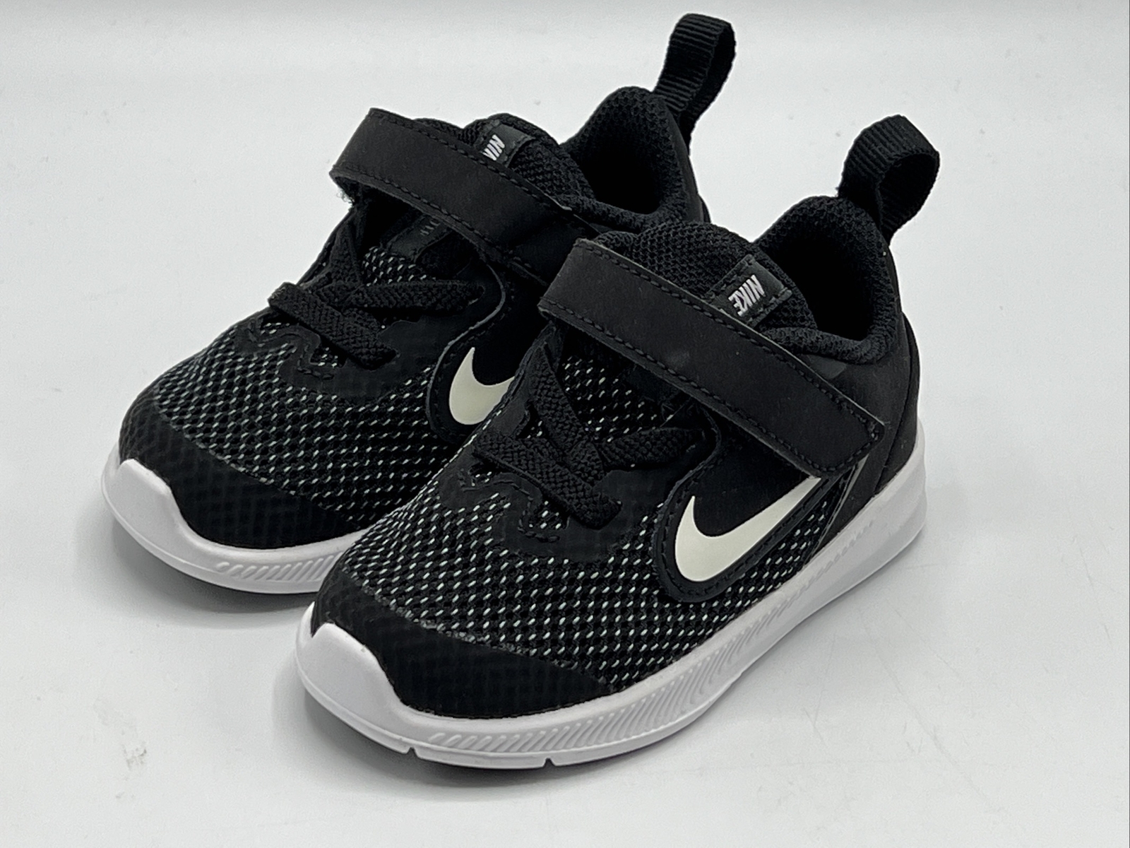 ar4137 nike