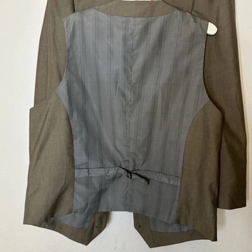 42R J Ferrar Slim Fit 3 Pc Gray Suit Coat Jacket Vest pants 42L 38x32 Dbl Vented - Image 3 of 4