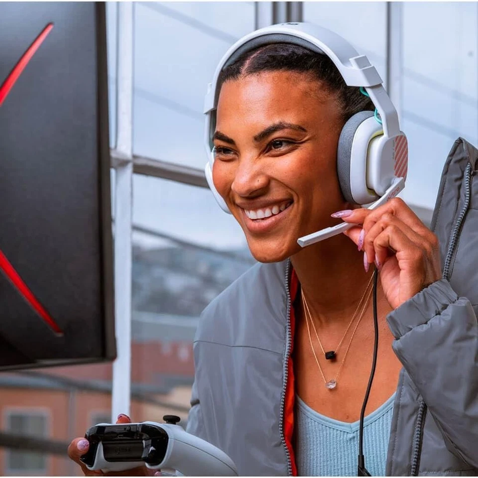 Logitech G Astro A10 Gen 2 Cross-Platform Wired Gaming Headset PS5 Xbox S|X PC - Image 3 of 4