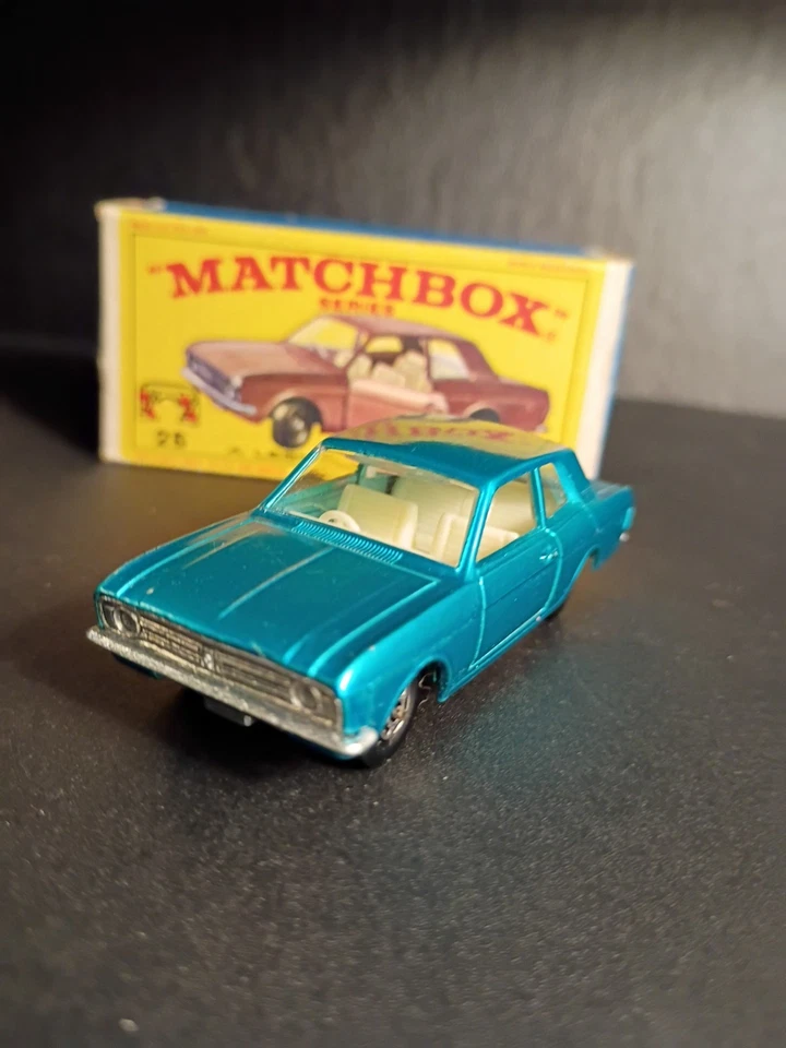 Matchbox Superfast #25Ford Cortina 1968 con rueda regular caja original E4 Foto 3 de 4