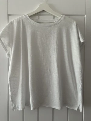 New Look Women’s Cotton White Grown On Sleeve T-shirt Size 14 - Image 1 of 4