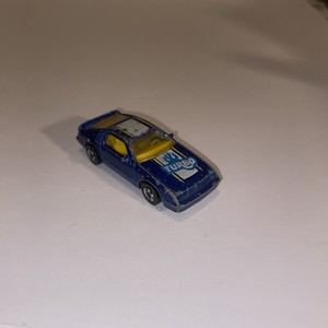Siêu Xe BOULEVARD MAZDA 323 GTX TURBO Hot Wheels GJT68 Siêu Xe BOULEVARD MAZDA 323 GTX TURBO Hot Wheels GJT68
