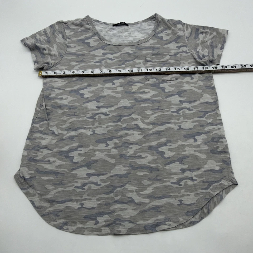Avon T-shirt Women M Camouflage Multicolor Pocket .#38925 - Image 4 of 4