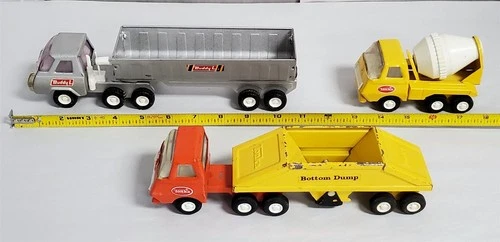 D-45 VINTAGE 1960-80'S COLLECTION OF PRESSED STEEL TOY VEHICLES-TONKA & BUDDY L!