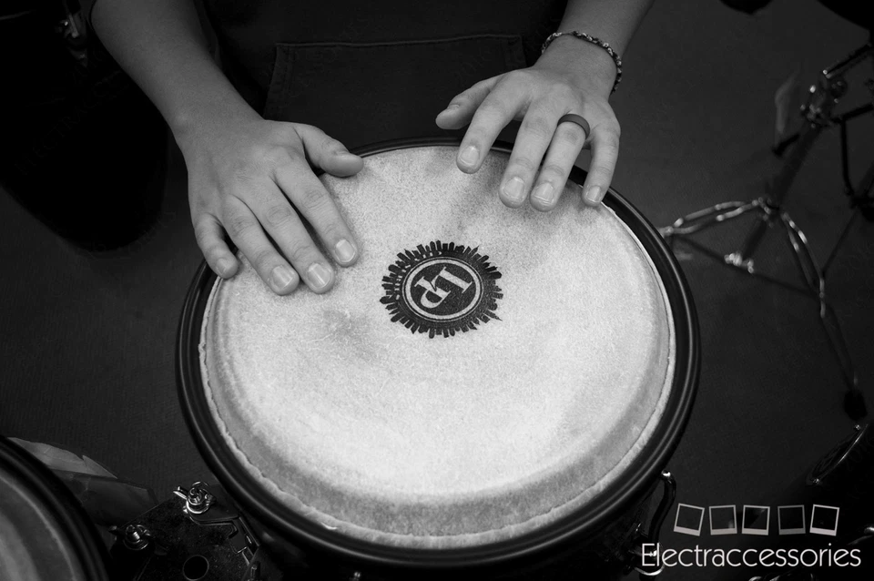 Anillos AERA para hombre hipoalergénicos de goma de silicona anillo de boda banda de goma talla 12 Foto 3 de 4