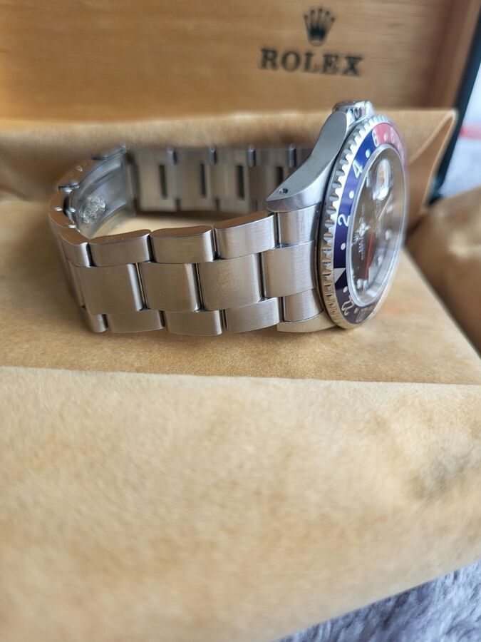Купить Rolex GMT-Master II Pepsi 16710 