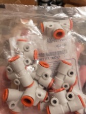 QTY 10  - SMC KQ2T09-00A 5/16 " TUBEXTUBE