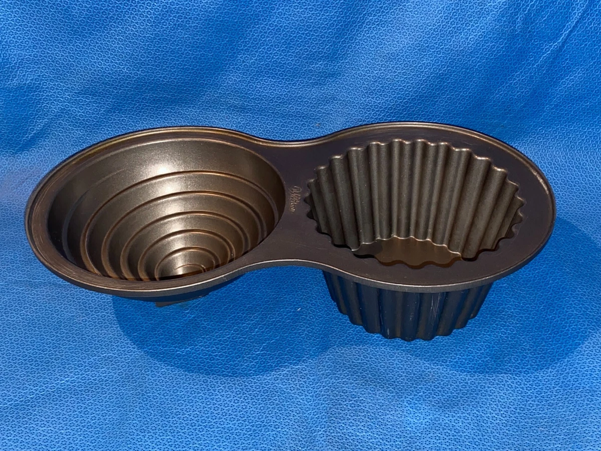 Share 127+ cupcake cake pan latest awesomeenglish.edu.vn