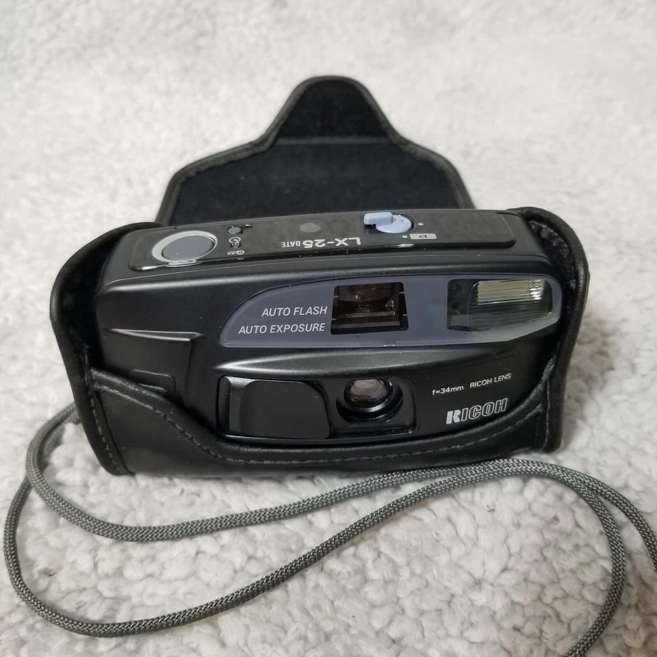 Ricoh LX-25 Panorama Panoramic 35mm Point & Shoot Camera With Case - Image 4 of 4