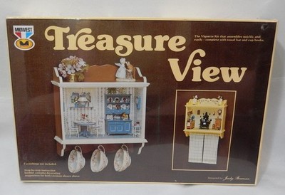 Judy Berman Treasure View Vignette Room Box Kit #1176 Dollhouse Miniature 1:12