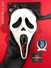 Timothy Olyphant Laurie Metcalf dual signed Ghostface Fun World mask Beckett COA