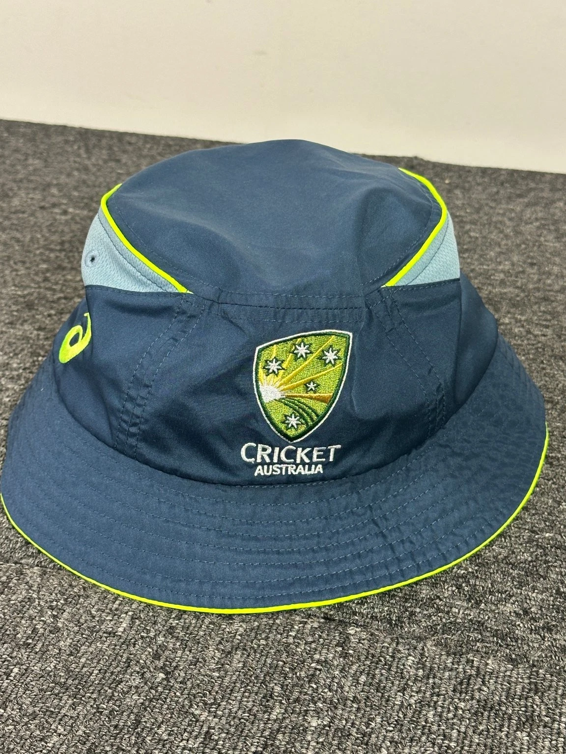 Cricket Australia Asics Bucket Hat Men's L 58 Navy Neon Yellow Official