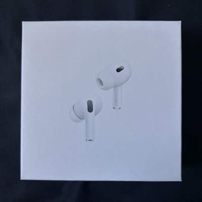 Apple AirPods Pro 2nd Gen White In-Ear Bluetooth w/ MagSafe USB-C Case