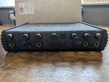 IK MULTIMEDIA AXE I/O USB Audio Interface with Guitar Z tone shaping + usb stick